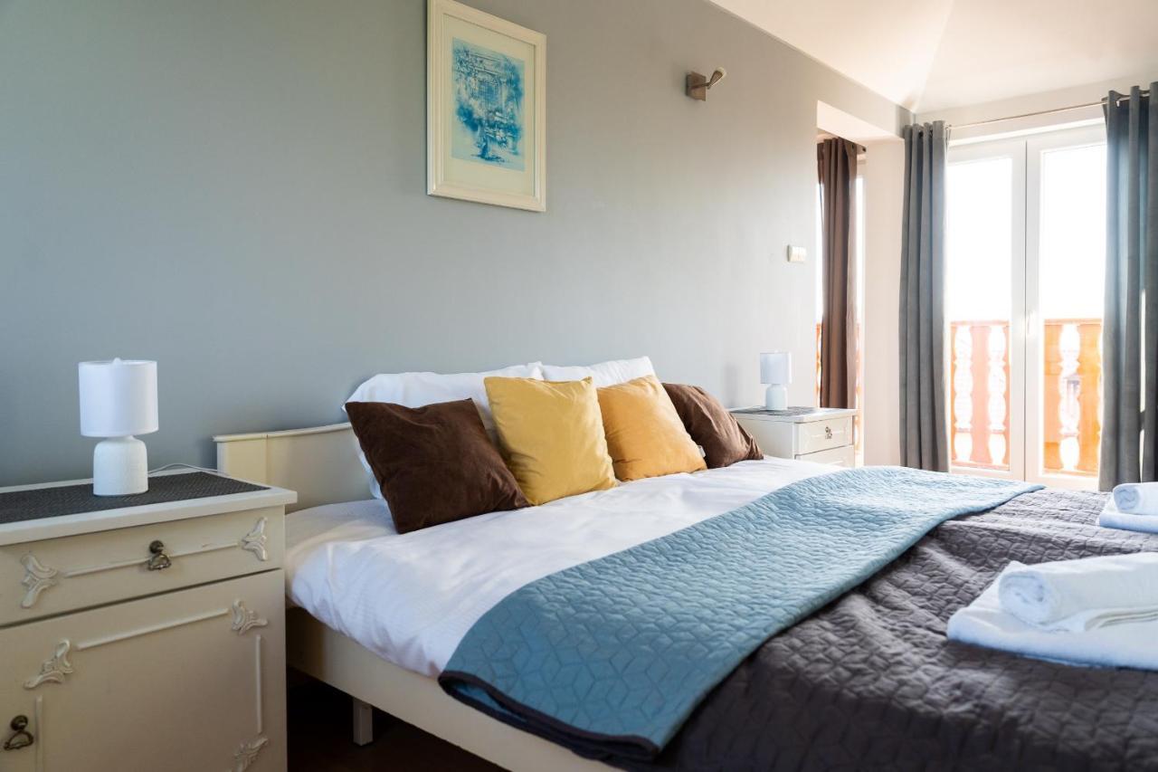 Apartament Green Hill Z Balkonem I Widokiem Na Karkonosze - Space Apart Jelenia Góra Eksteriør billede