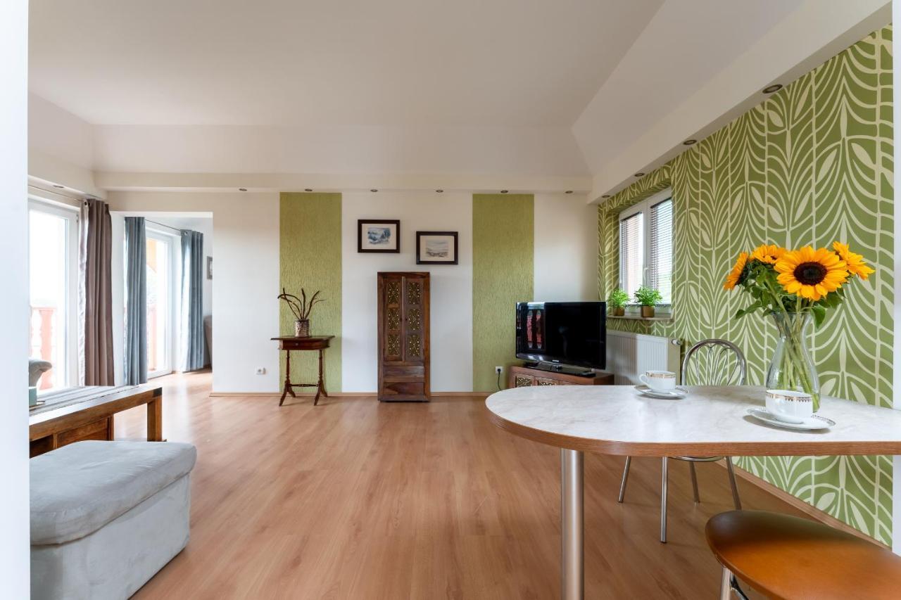 Apartament Green Hill Z Balkonem I Widokiem Na Karkonosze - Space Apart Jelenia Góra Eksteriør billede